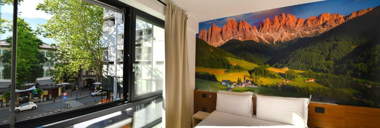 Aparthotel Yugogo Pellico 8 Centro Trento