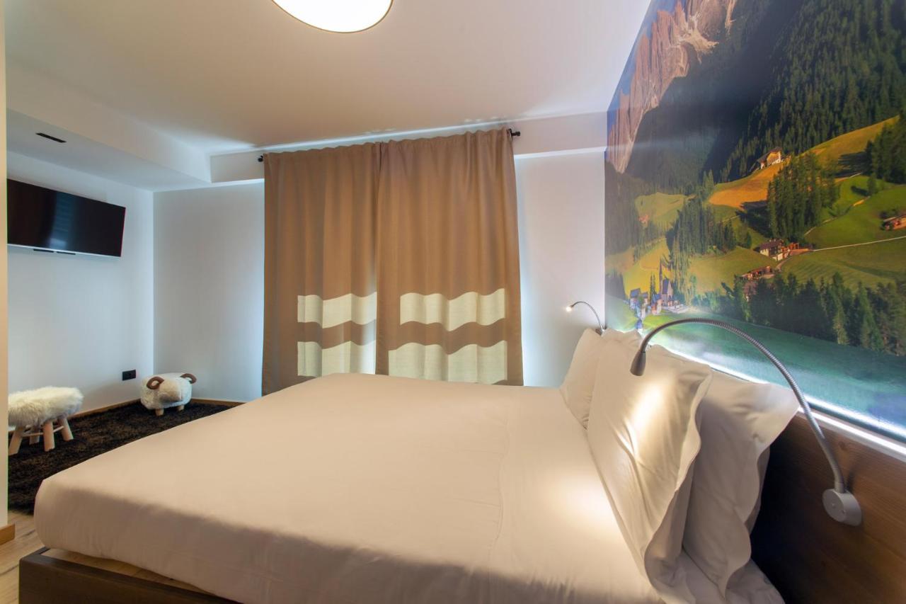 Yugogo Pellico 8 Centro Aparthotel