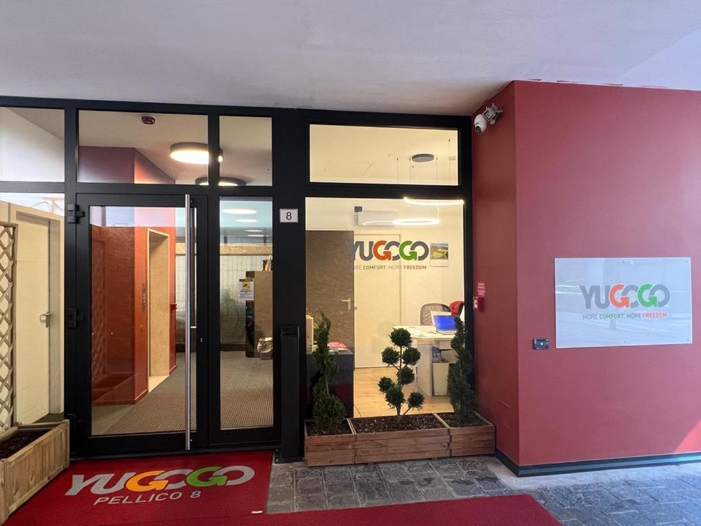 Yugogo Pellico 8 Centro *