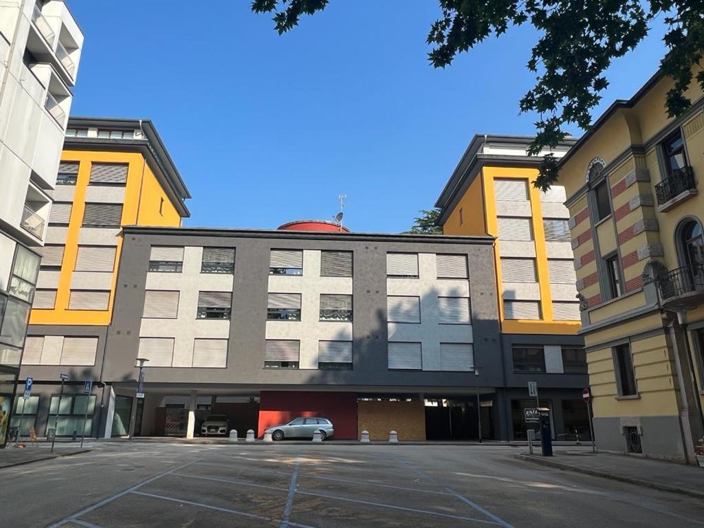 Aparthotel Yugogo Pellico 8 Centro Trento